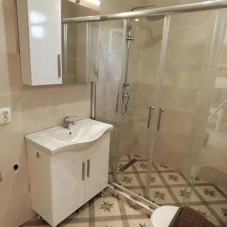 Seaview Serenity In - House 4