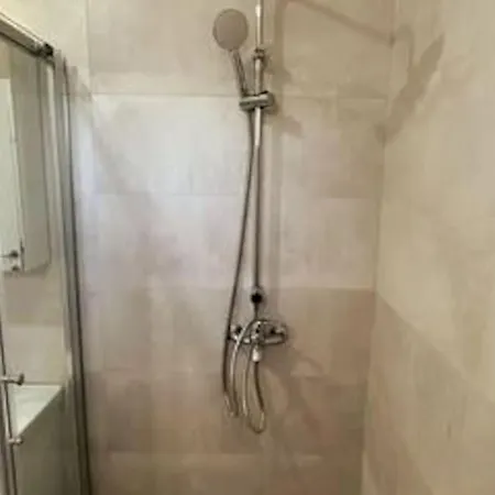 Seaview Serenity In - House 4
