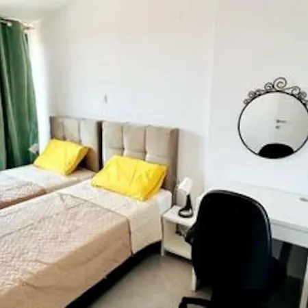 Seaview Serenity In - House 4 شقة نيكيتي
