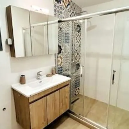 Seaview Serenity In - House 4 شقة *
